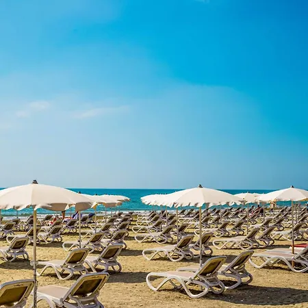 Mackenzie 아파트 *